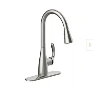 NWT Single Handle Pull Down Kitchen Faucet Set